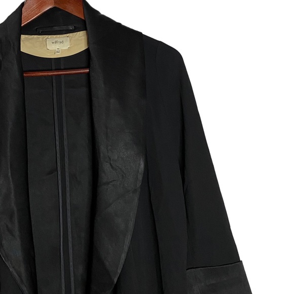 Wilfred Black Blazer Lined 3/4 Sleeves Folded Cuffs Silky Pockets Small - Picture 7 of 13